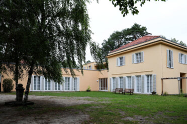 bild-parzival-schule-berlin-gelaende-und-haeuser-perls-anbau-1